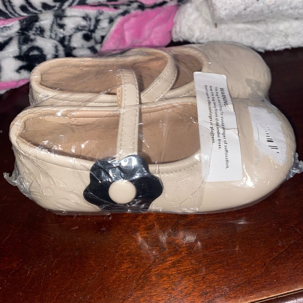 Cream Kids Shoes with Black Flower Accent
